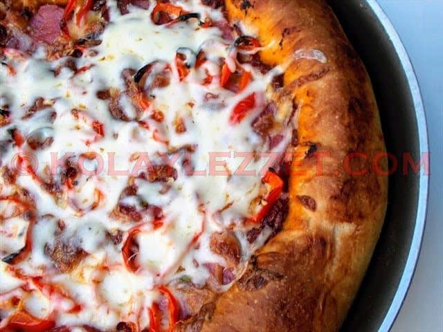 Home-Made Pizza Recipe: Mixed Pizza with Cheese Stuffed Edge🍕
